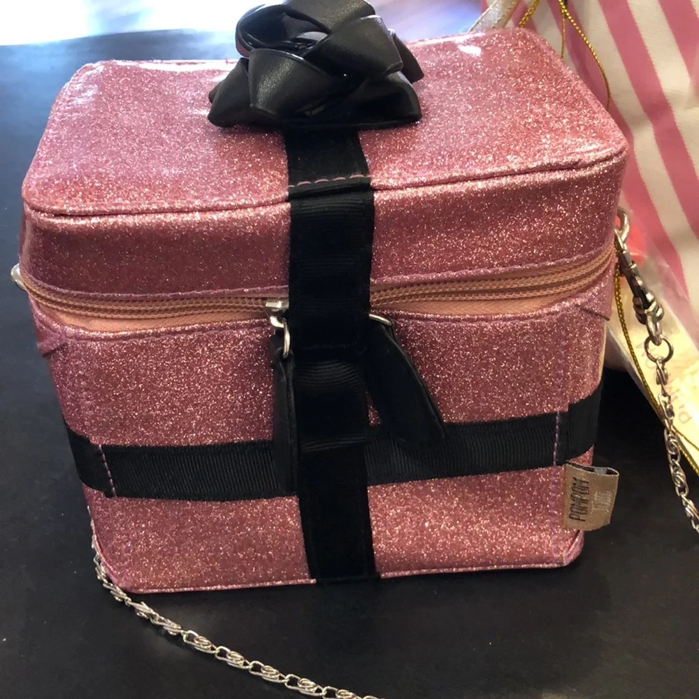 Crossbody Glitter Bag and matching Makeup Bag - Picture 2 of 5